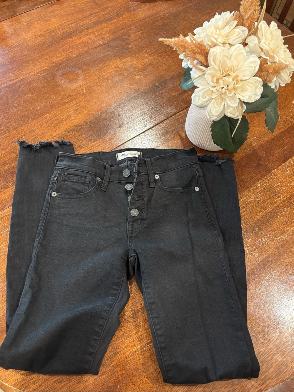 Madewell mid-rise 9” black skinny jeans